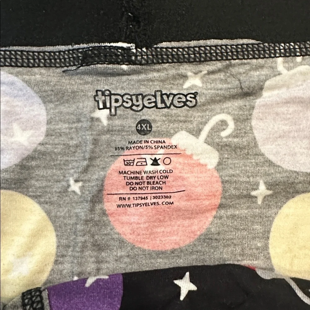 Tipsy Elves Jingle My Balls Bulb boxers & socks gift set